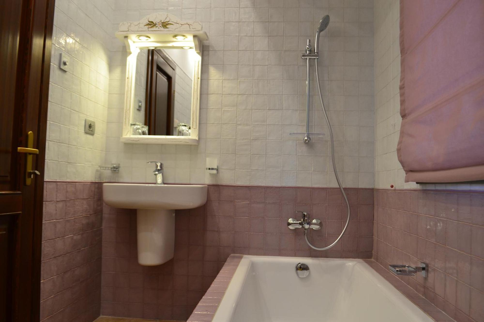 Casa Comana Boutique Hotel Bucharest Luaran gambar